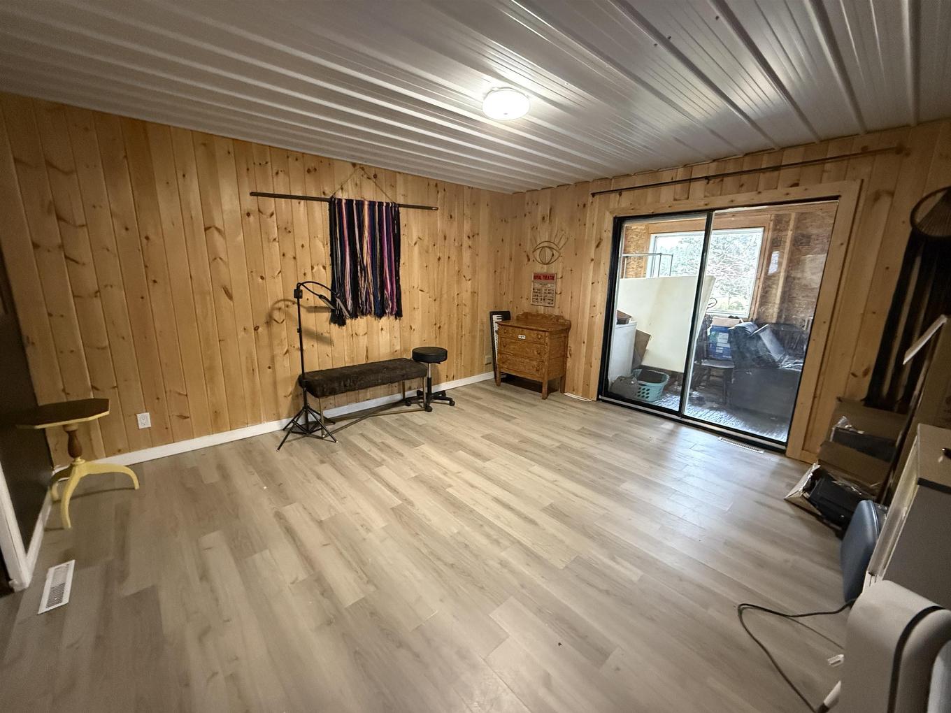 621 Mcgogy Road, Dryden, ON - Indoor