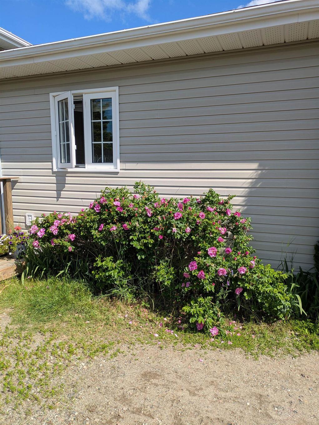 34 Hemlo Drive, Marathon, ON - Outdoor With Exterior