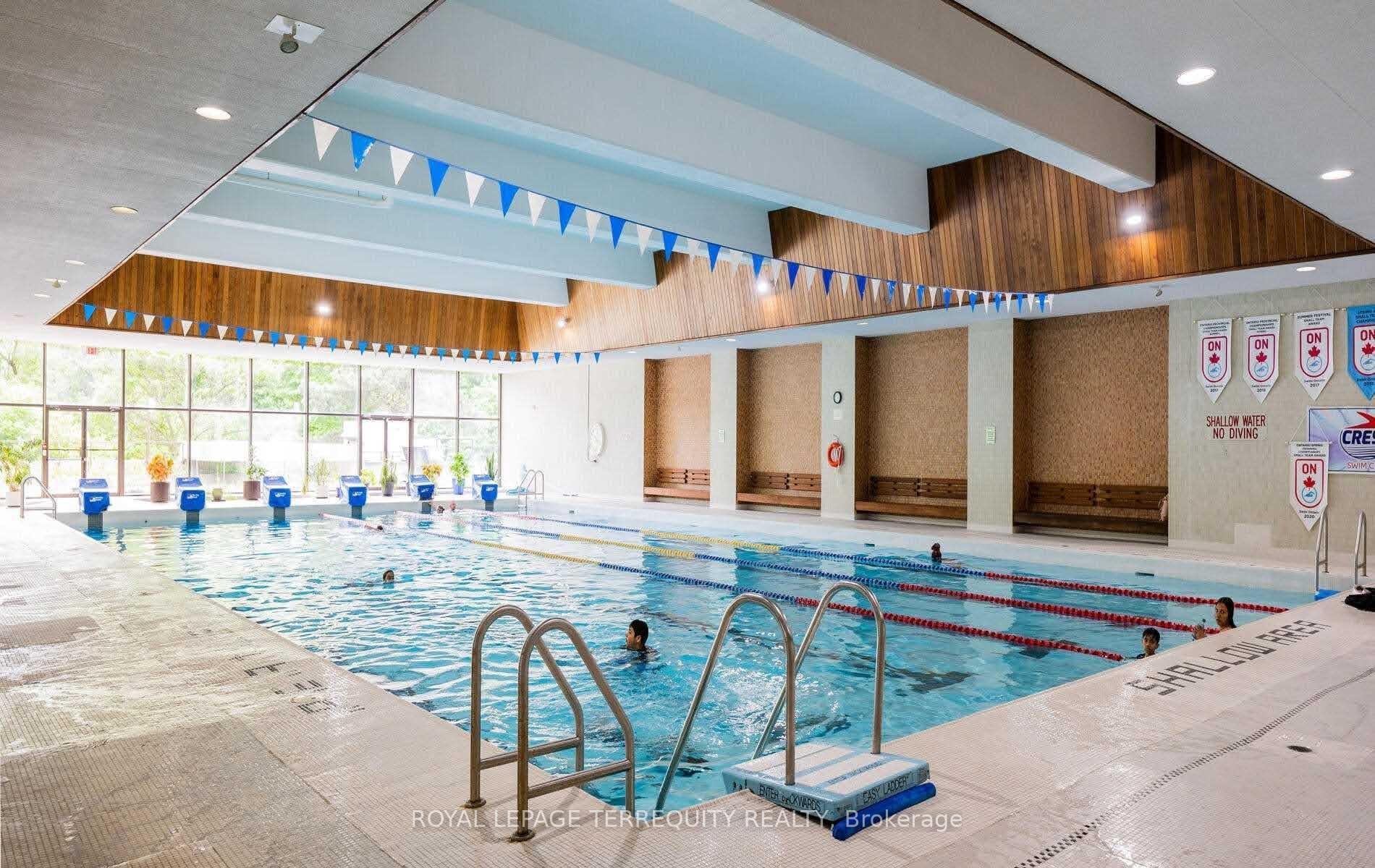 2807-5 Massey Square, Toronto, ON - Indoor Photo Showing Other Room With In Ground Pool