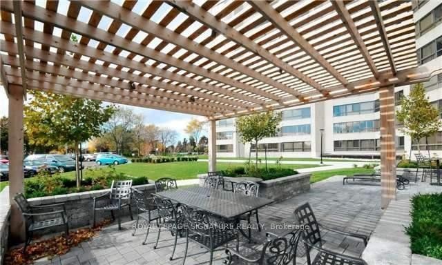 306-1300 Bloor Street, Mississauga, ON - Outdoor With Deck Patio Veranda