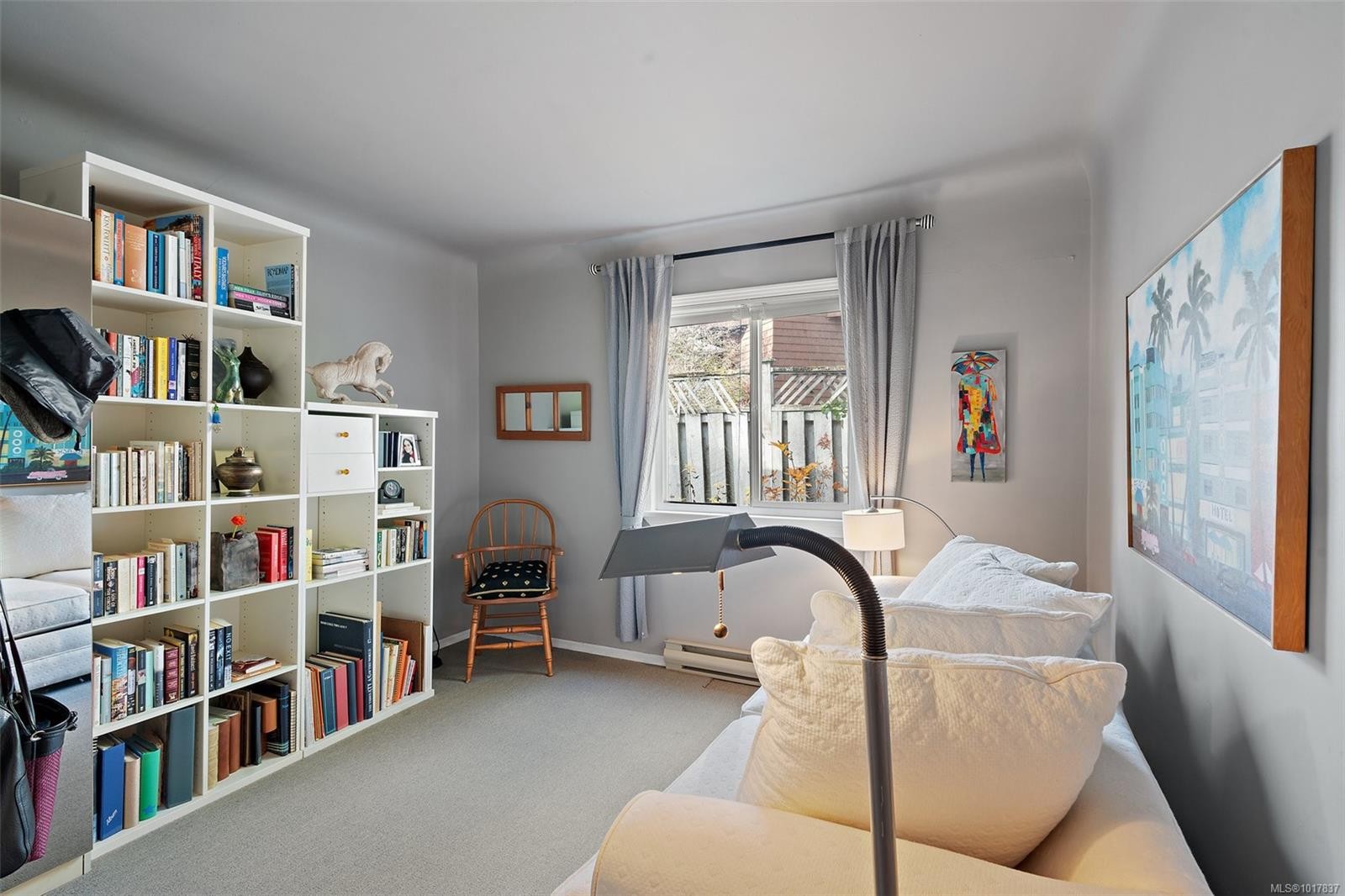 943 Selkirk Ave, Esquimalt, BC