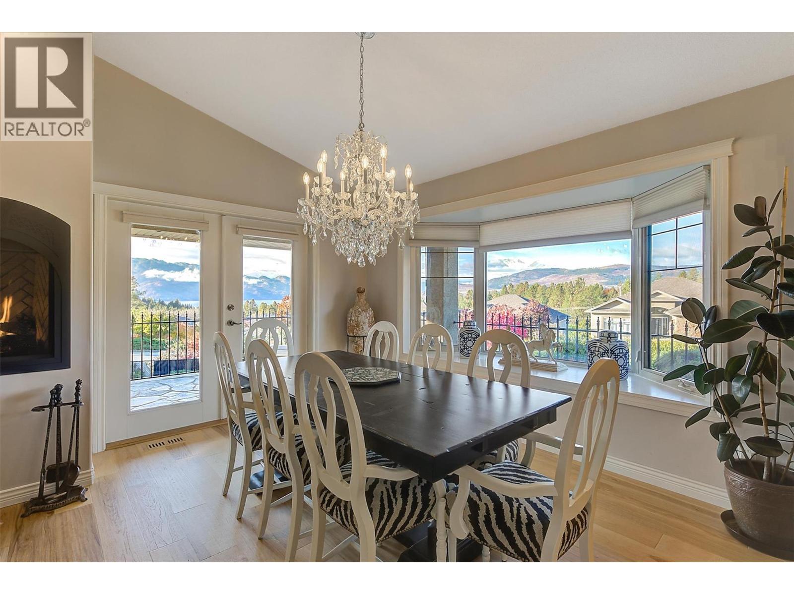 3275 Merlot Court, West Kelowna, BC - Indoor Photo Showing Dining Room