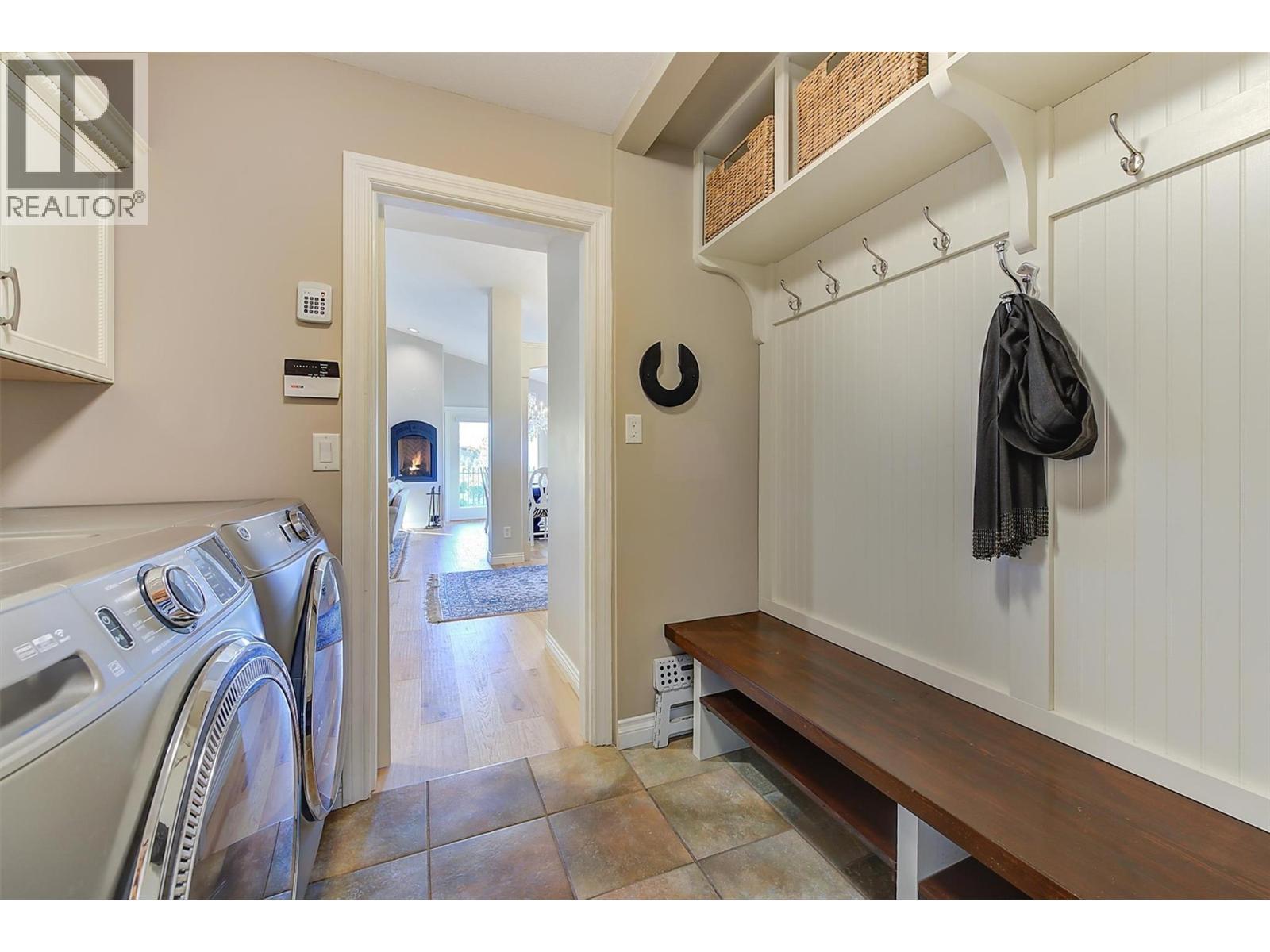 3275 Merlot Court, West Kelowna, BC - Indoor Photo Showing Laundry Room