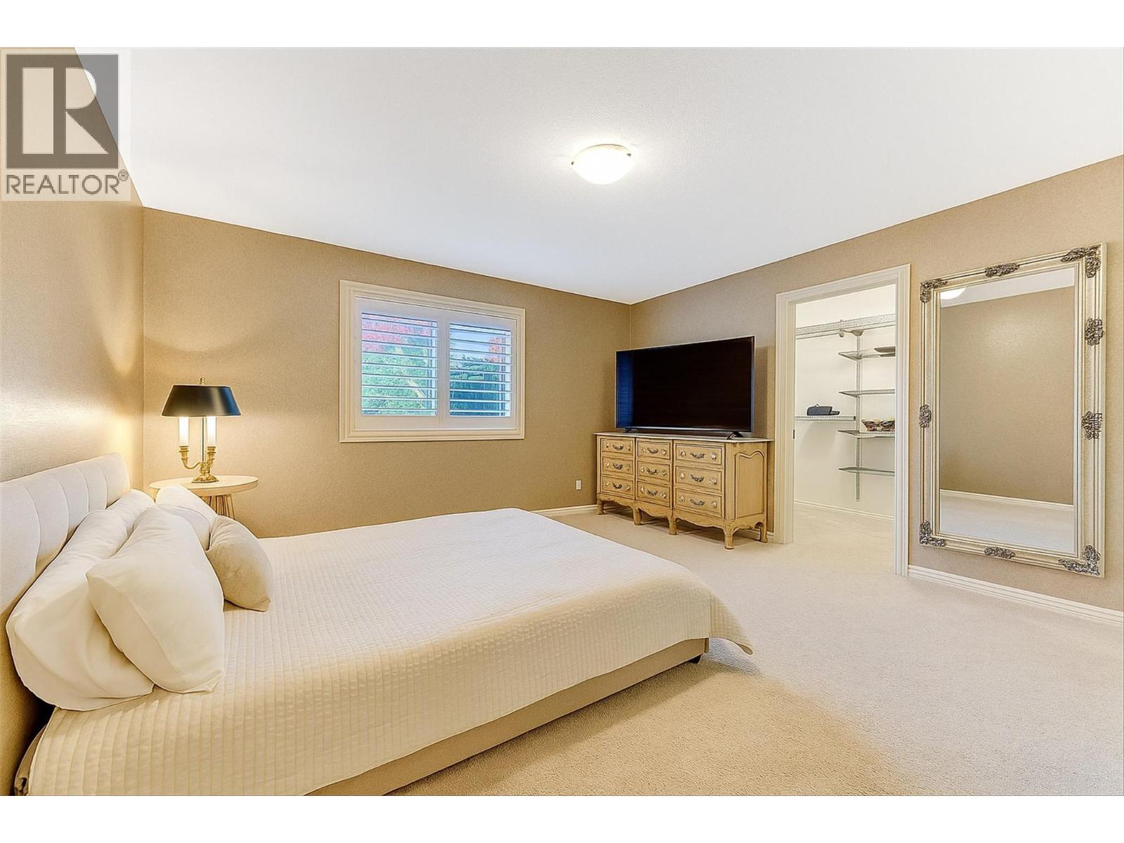 3275 Merlot Court, West Kelowna, BC - Indoor Photo Showing Bedroom