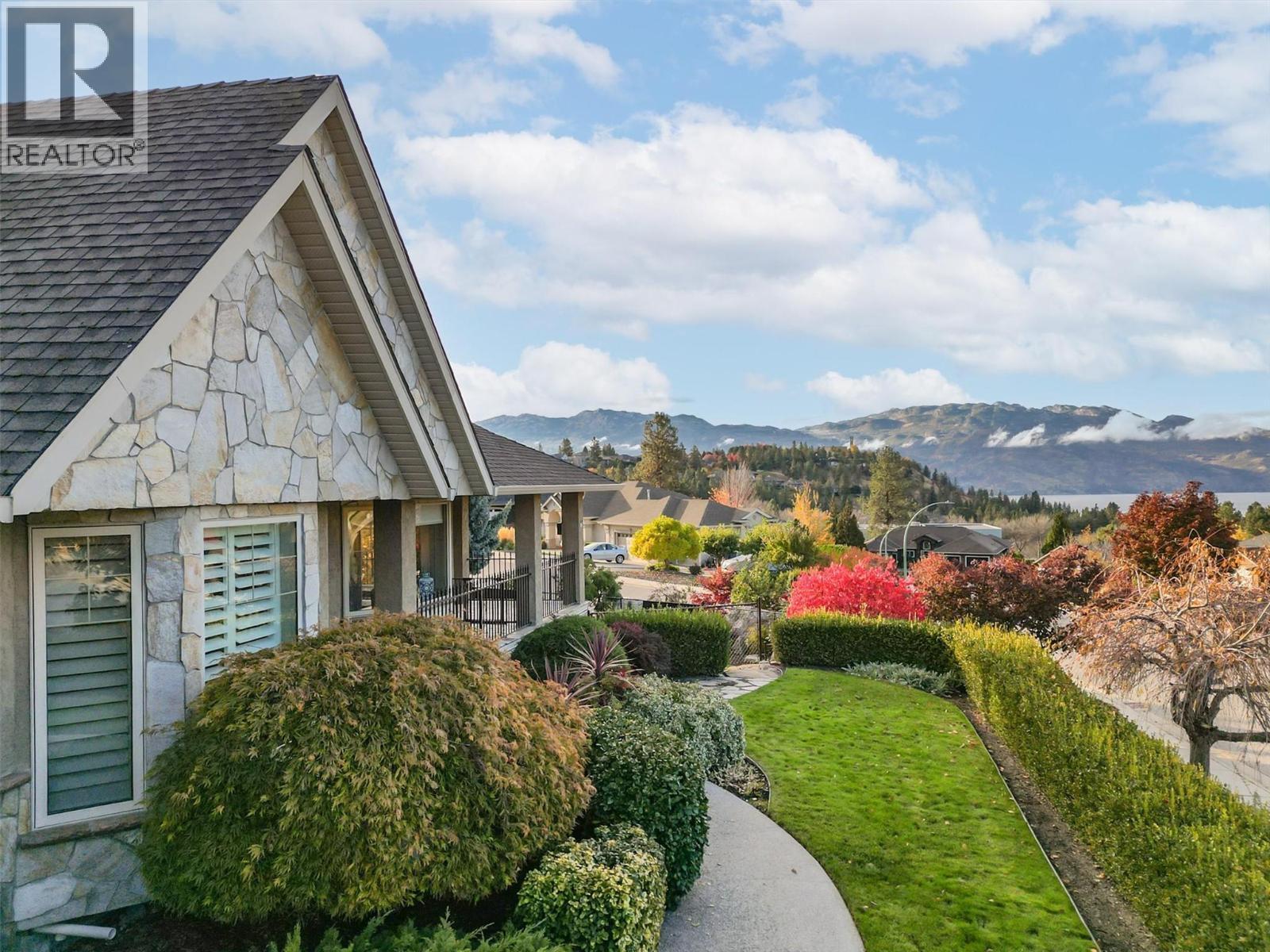 3275 Merlot Court, West Kelowna, BC - Outdoor With View