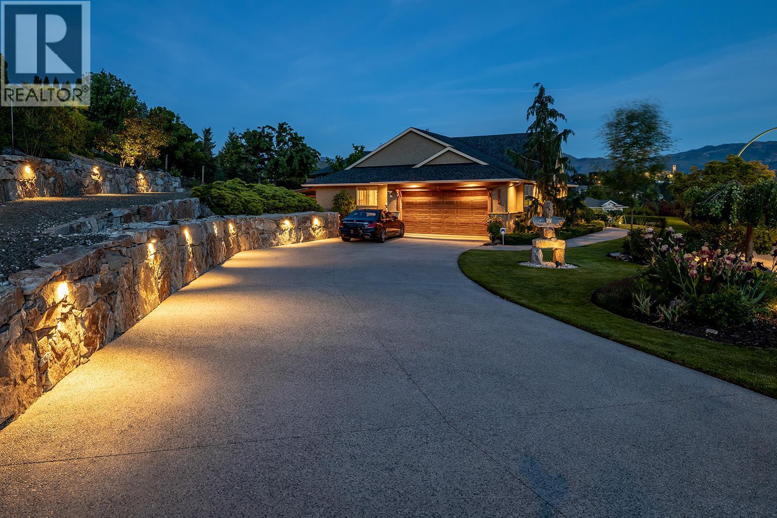 3275 Merlot Court, West Kelowna, BC - Outdoor