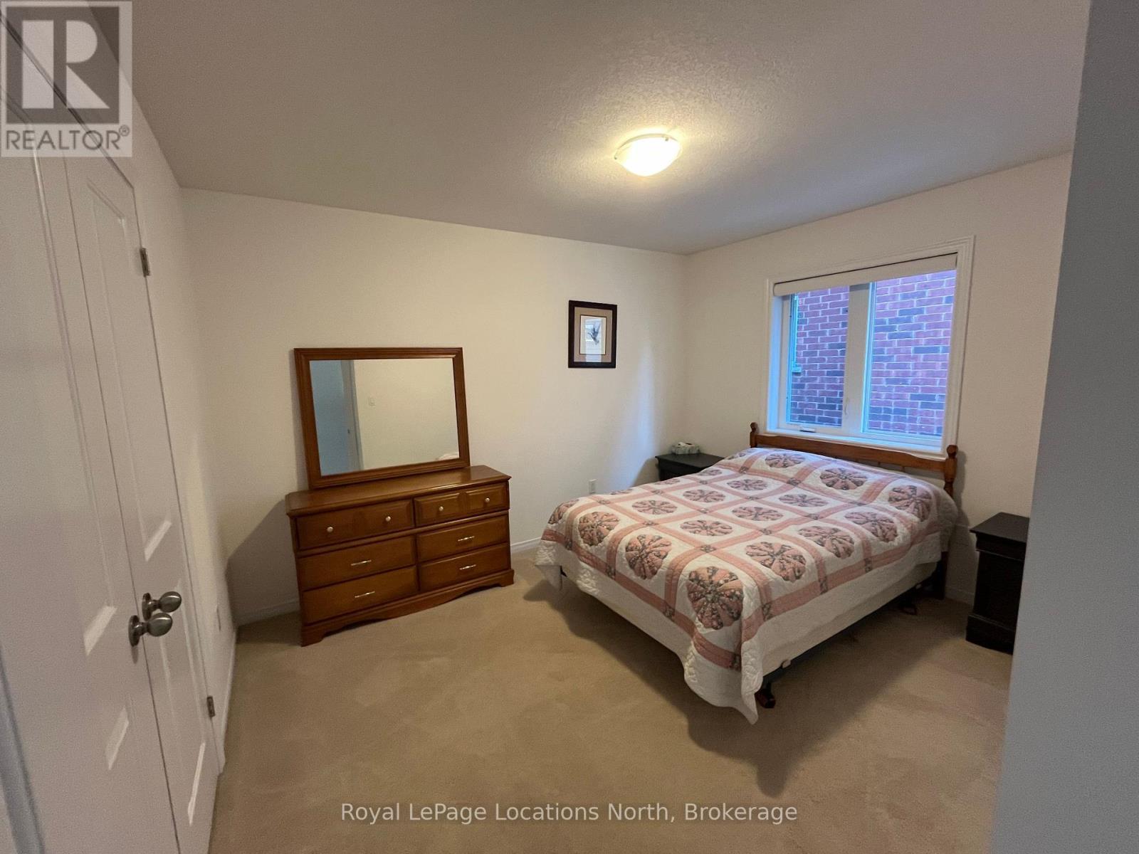 66 Hughes Street, Collingwood, ON - Indoor Photo Showing Bedroom