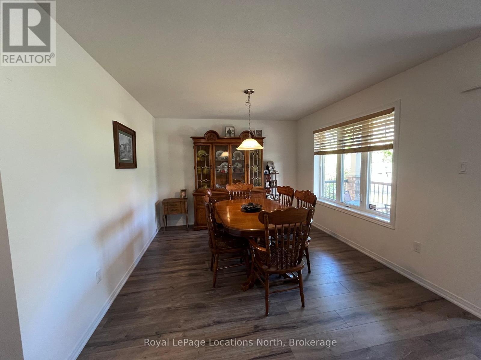 66 Hughes Street, Collingwood, ON - Indoor Photo Showing Dining Room