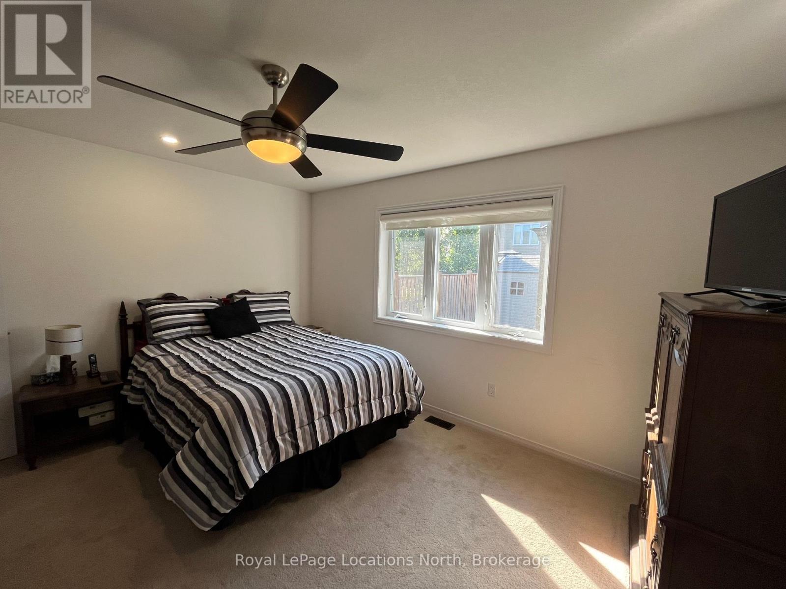 66 Hughes Street, Collingwood, ON - Indoor Photo Showing Bedroom
