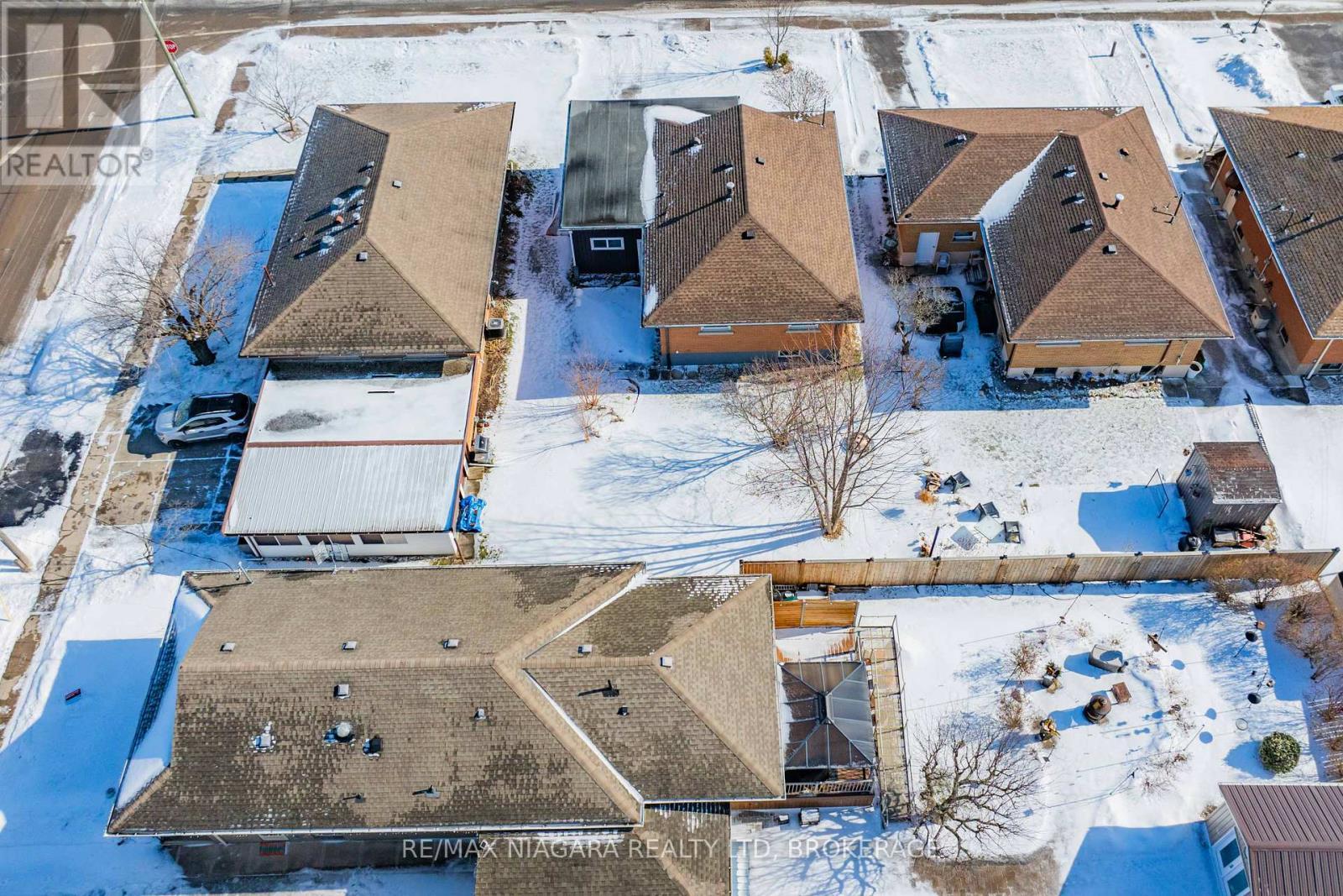 Main Level - 144 Elm Street, Port Colborne (Sugarloaf), ON - Outdoor