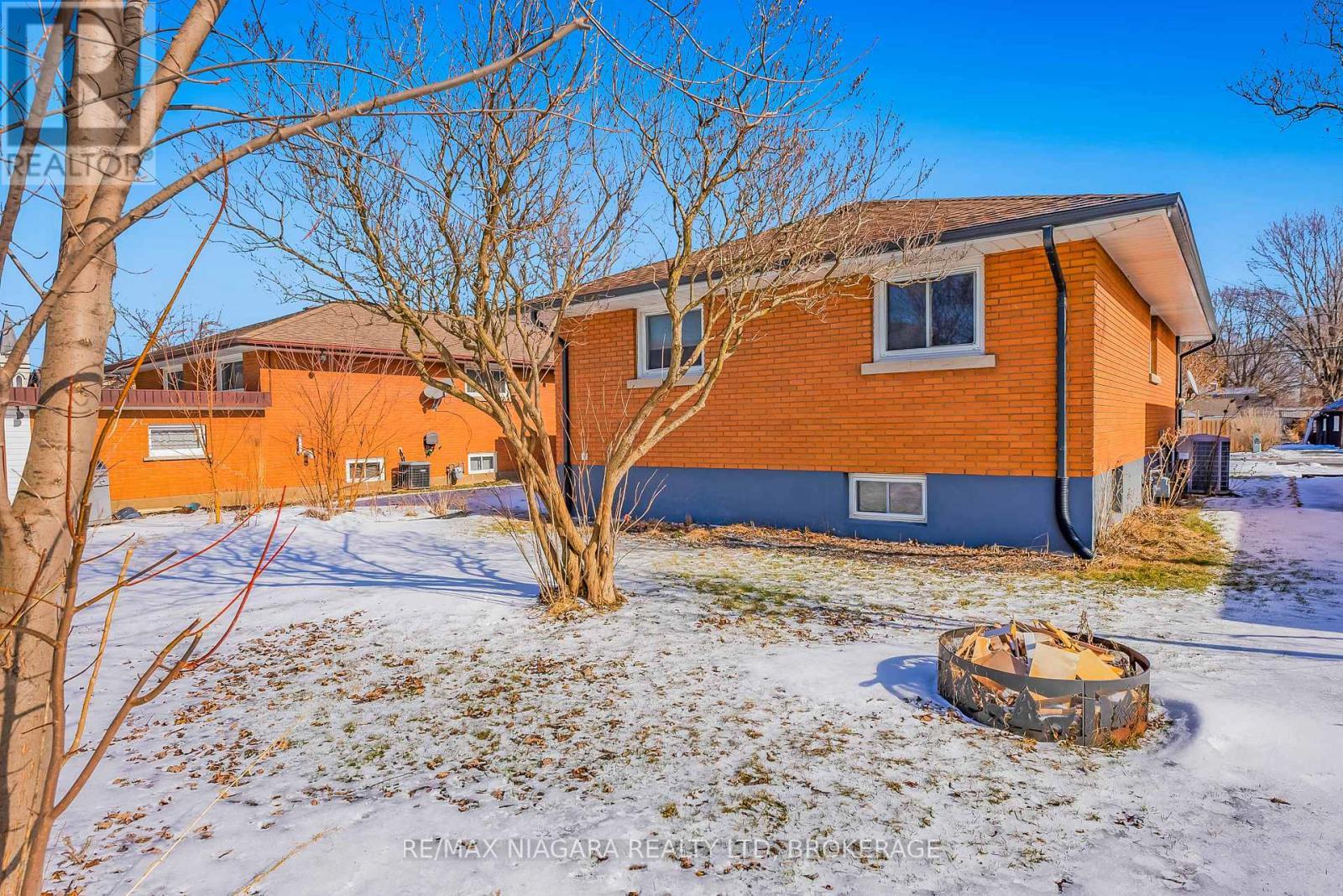 Main Level - 144 Elm Street, Port Colborne (Sugarloaf), ON - Outdoor