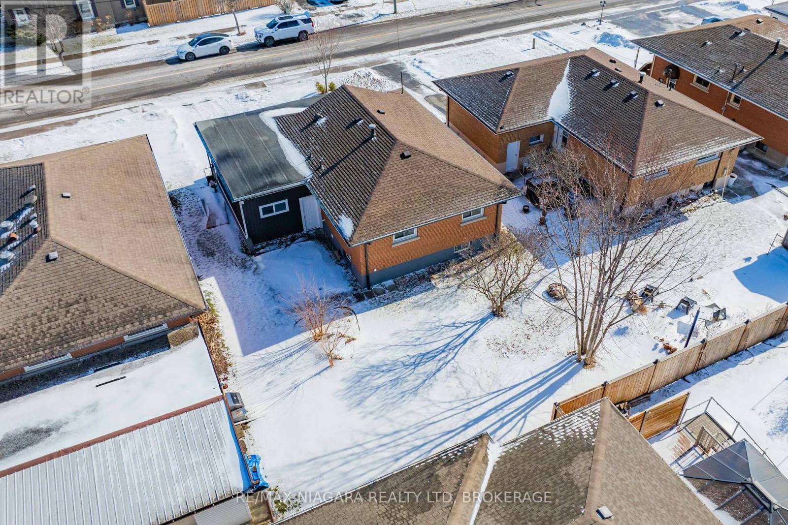 Main Level - 144 Elm Street, Port Colborne (Sugarloaf), ON - Outdoor