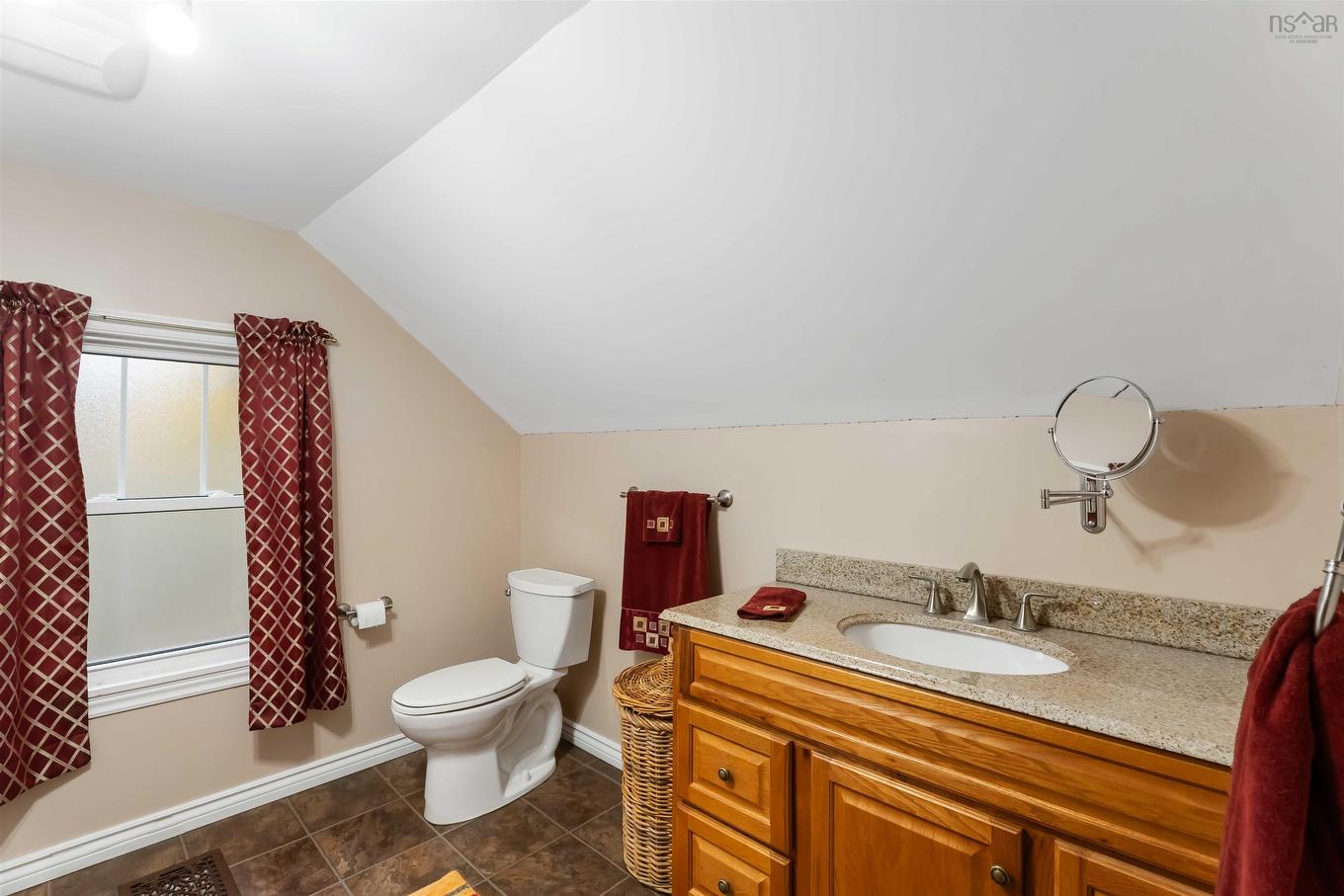 24 Church Street, Kingsport, NS