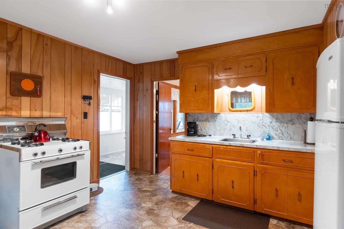 24 Church Street, Kingsport, NS