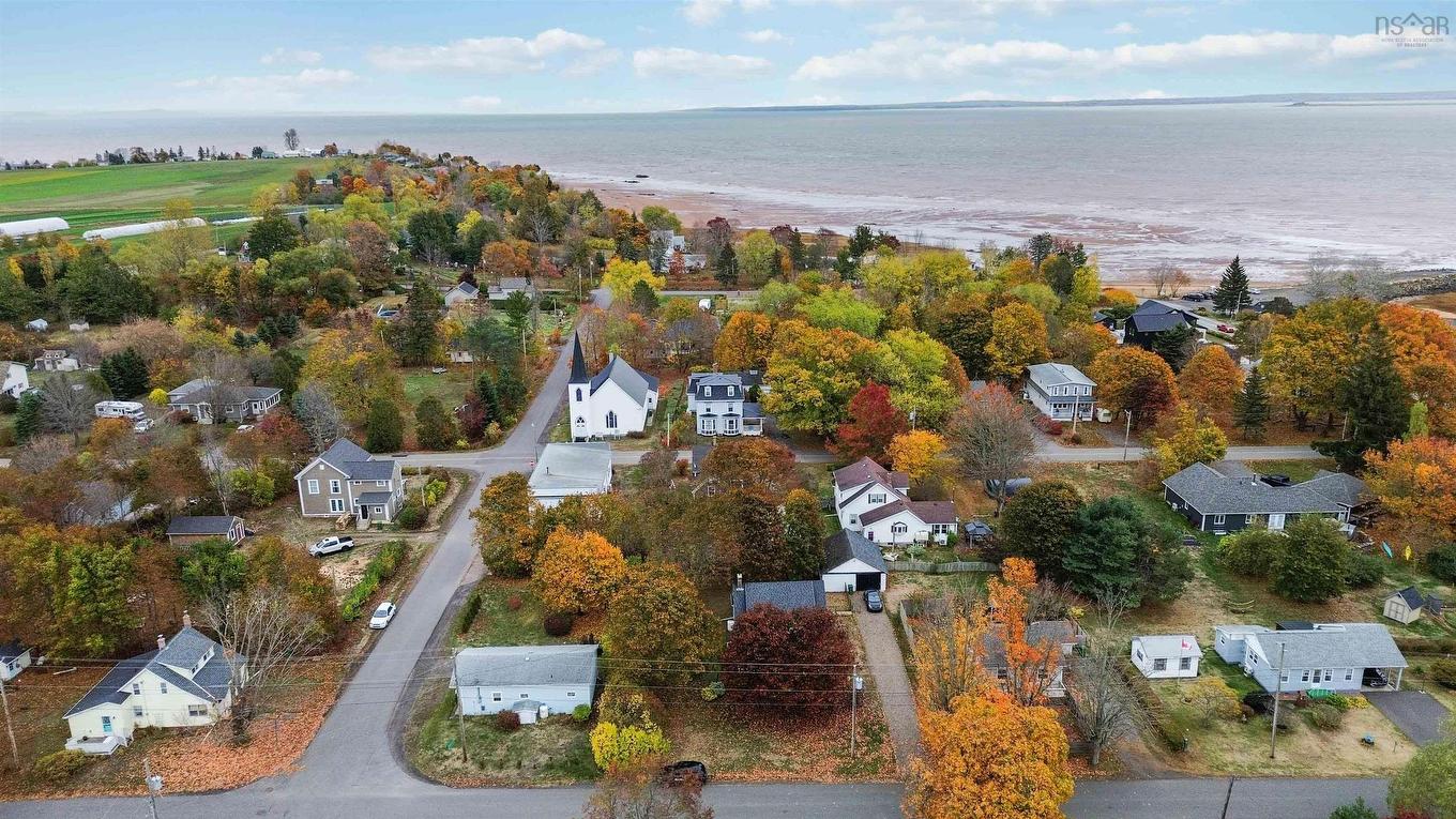 24 Church Street, Kingsport, NS