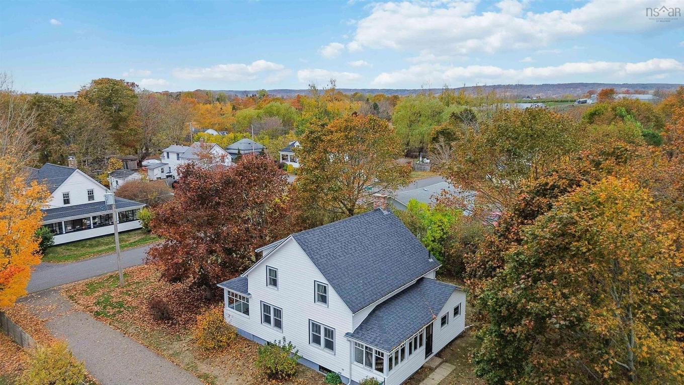 24 Church Street, Kingsport, NS