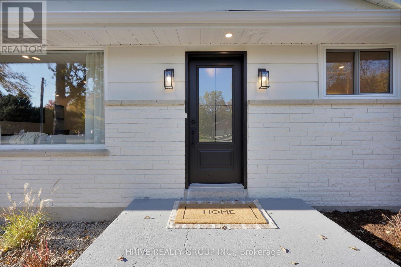 22639 Troops Road, Strathroy-Caradoc (Mount Brydges), ON - Outdoor With Exterior