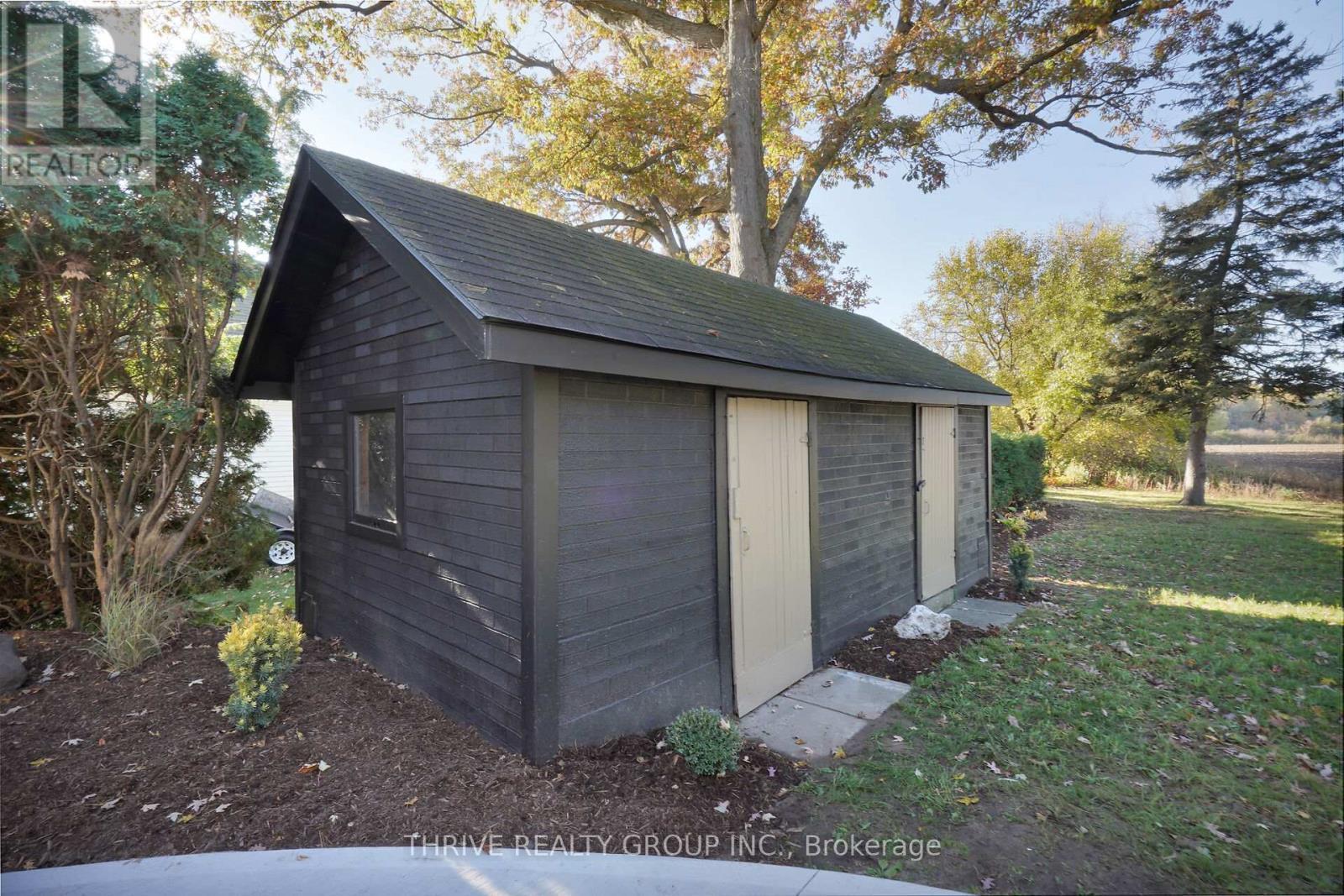 22639 Troops Road, Strathroy-Caradoc (Mount Brydges), ON - Outdoor