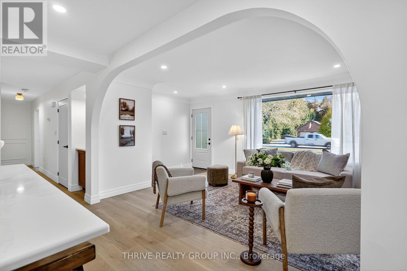 22639 Troops Road, Strathroy-Caradoc (Mount Brydges), ON - Indoor Photo Showing Other Room