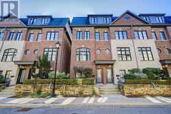 51 LOBO MEWS  Toronto, ON M8Z 0B2
