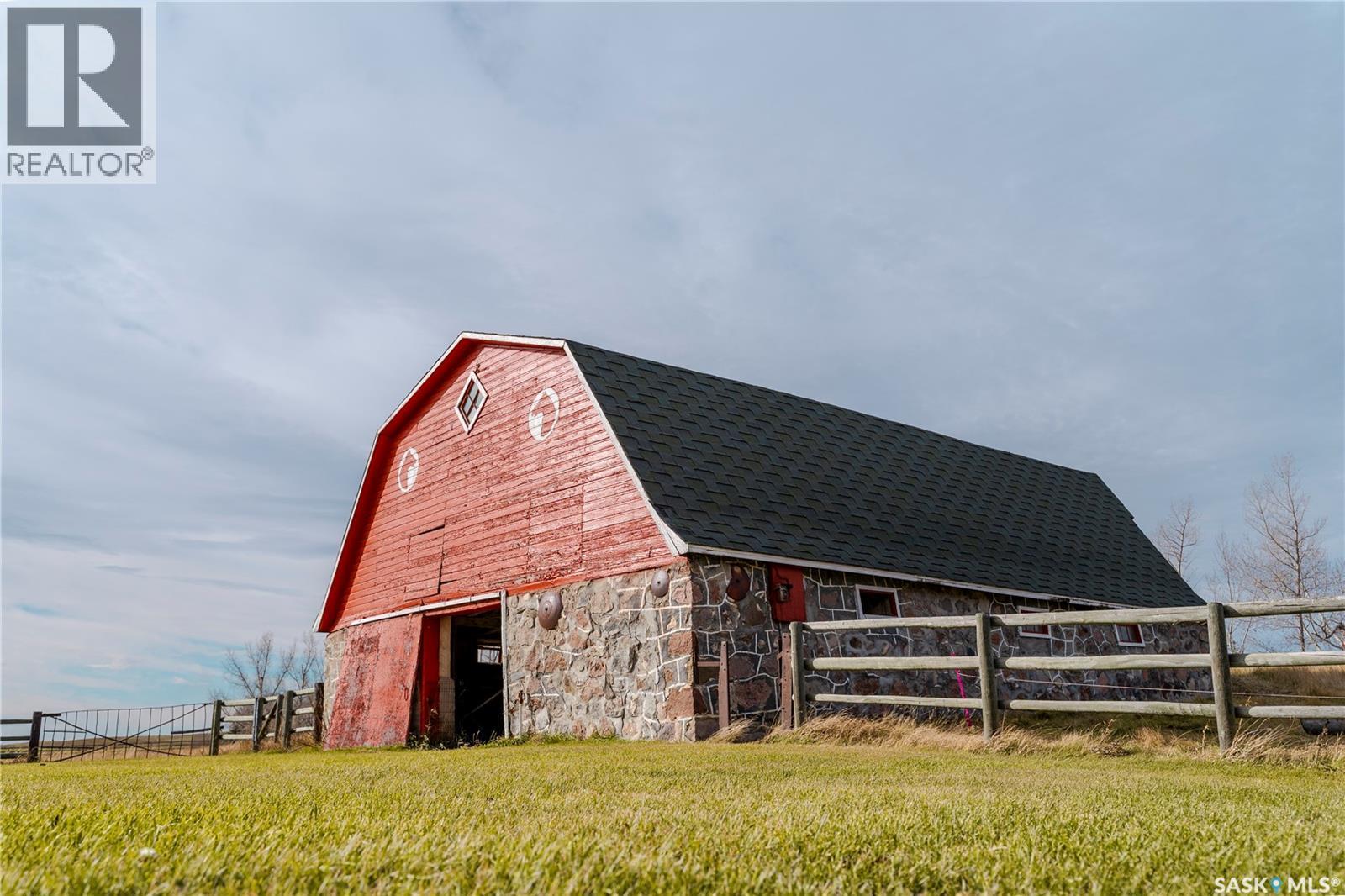 2,880 Acre Farm With Yard - Grayson, Grayson Rm No. 184, SK