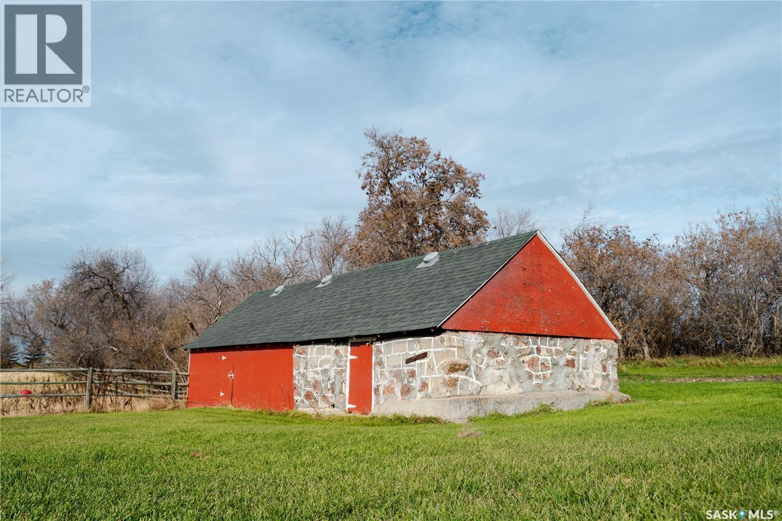 2,880 Acre Farm With Yard - Grayson, Grayson Rm No. 184, SK