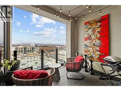 1 bed | 2 bath condo | downtown Kelowna -