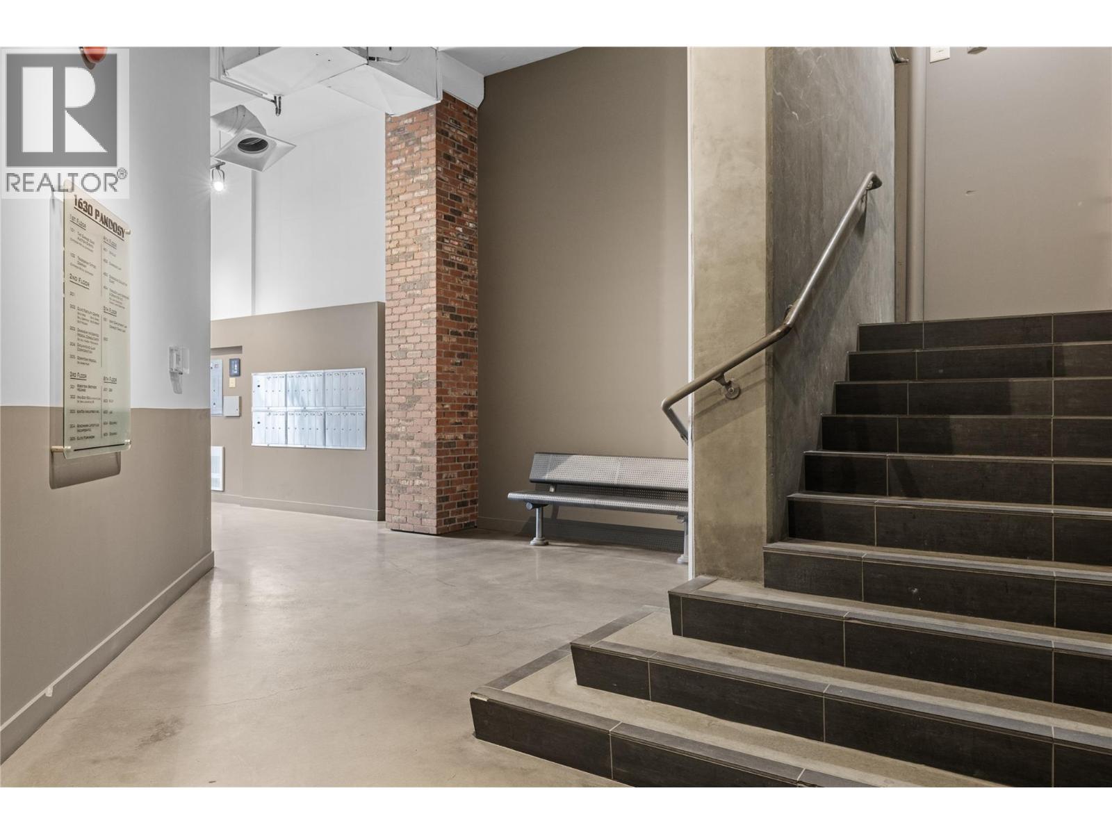 Main entrance to building. - 1630 Pandosy Street Unit# 605, Kelowna, BC - Indoor Photo Showing Other Room