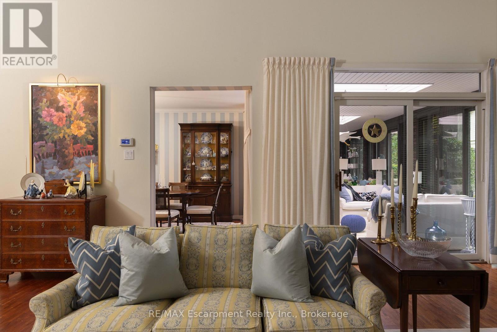 1168 Carey Road, Oakville (Mo Morrison), ON - Indoor Photo Showing Dining Room