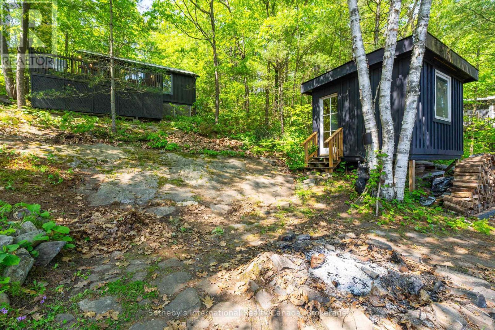 6394 Go Home Lake Shore, Georgian Bay (Gibson), ON - Outdoor