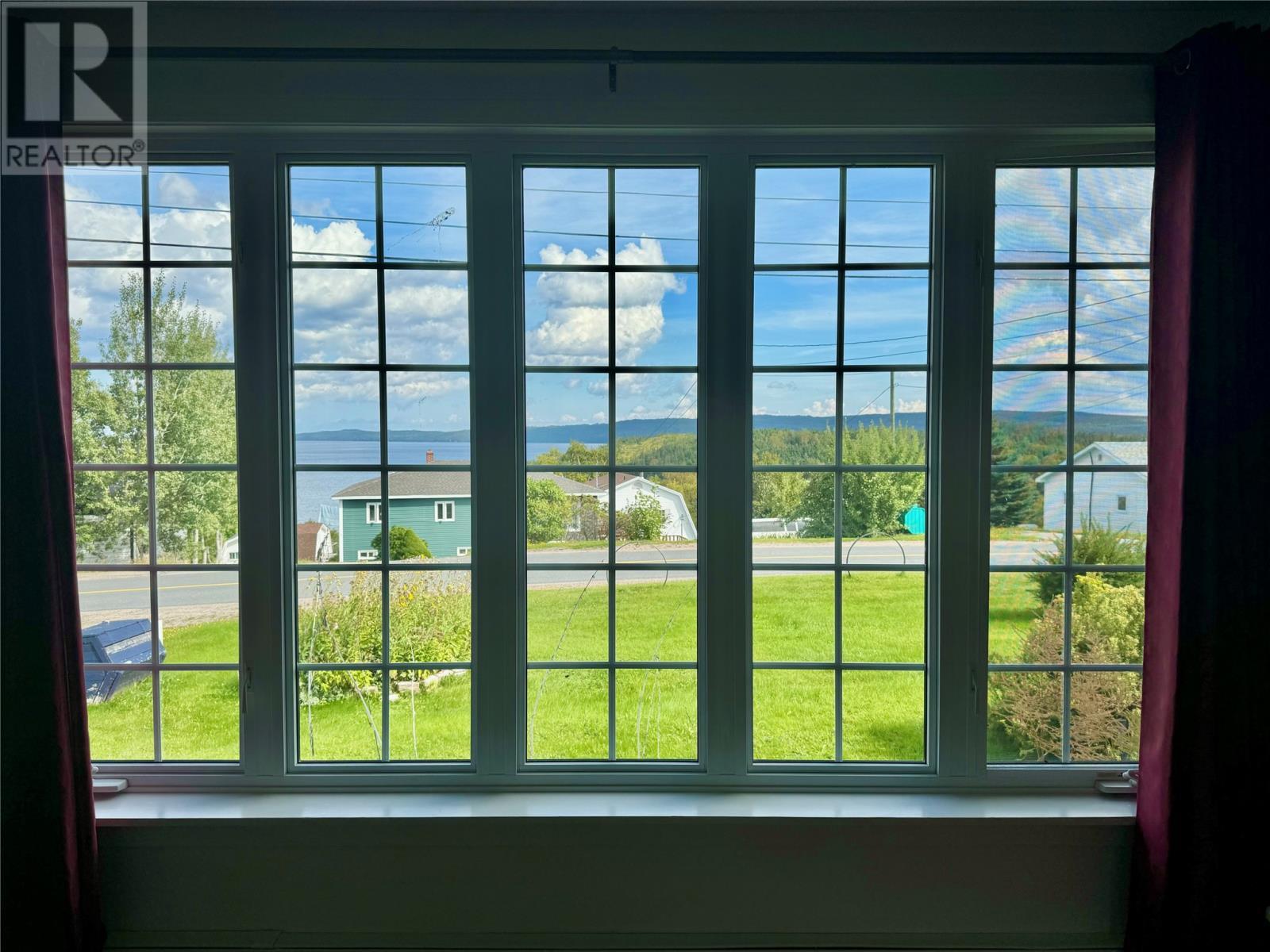 106 Main Street, Charlottetown, NL - Indoor Photo Showing Other Room