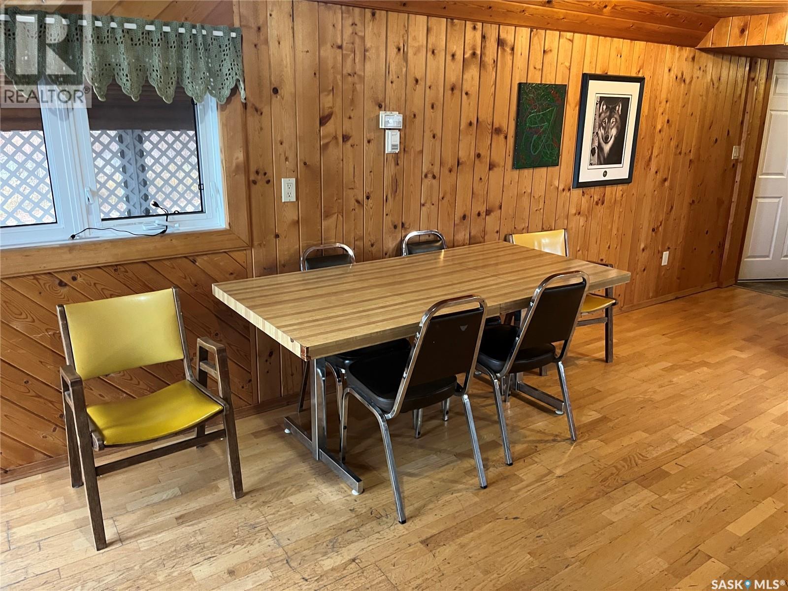30 Lakeshore Drive, Fishing Lake, SK - Indoor Photo Showing Dining Room