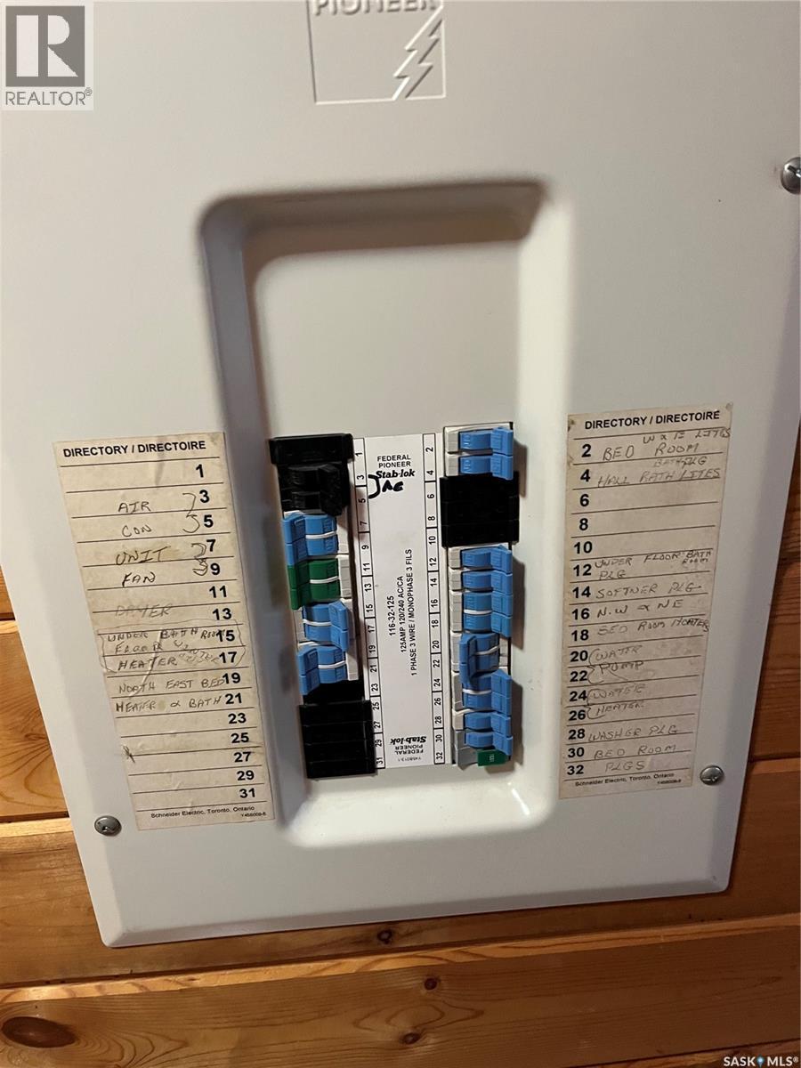 30 Lakeshore Drive, Fishing Lake, SK - Indoor Photo Showing Other Room