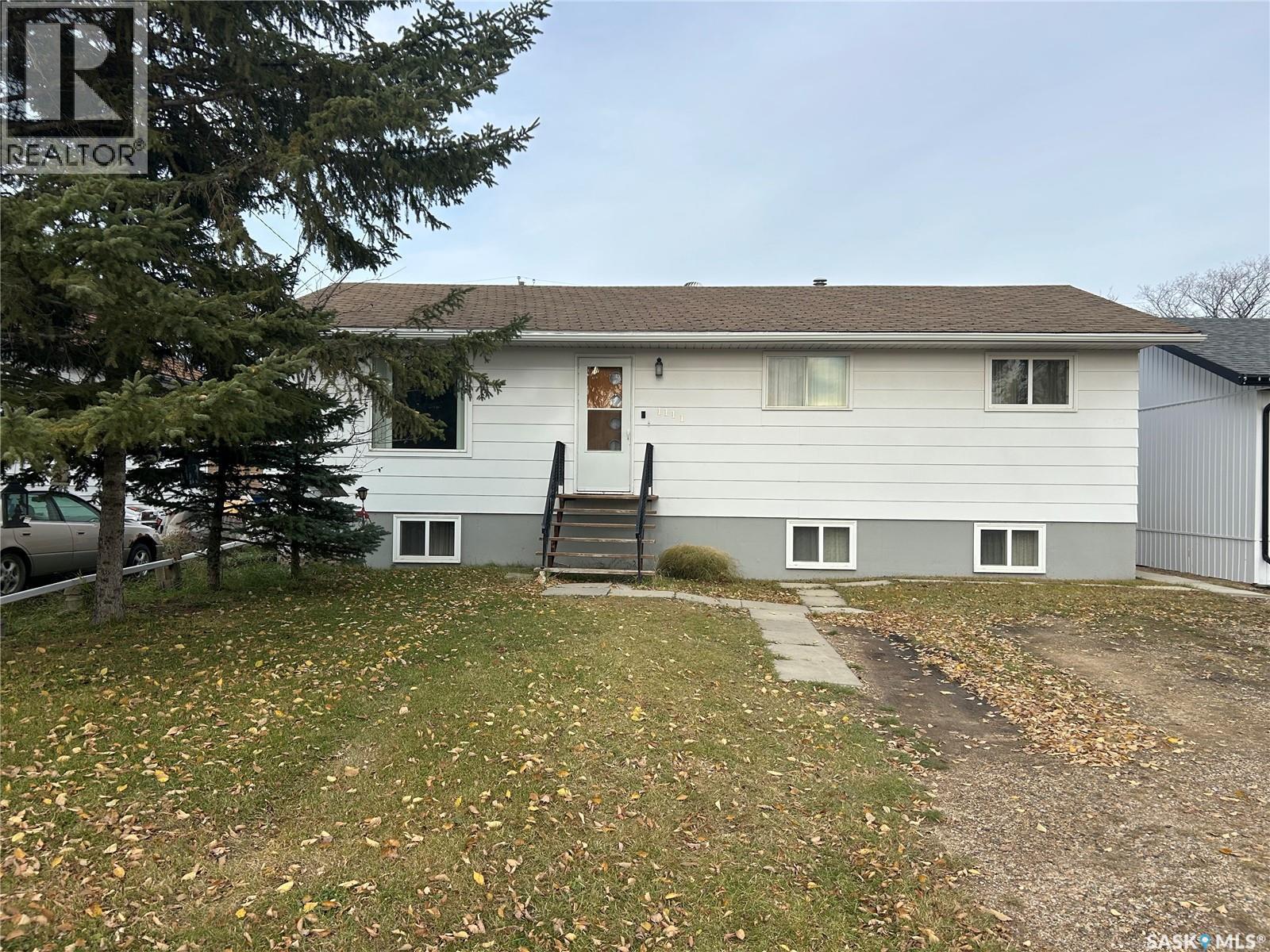 1111 100Th Avenue, Tisdale, SK - Outdoor