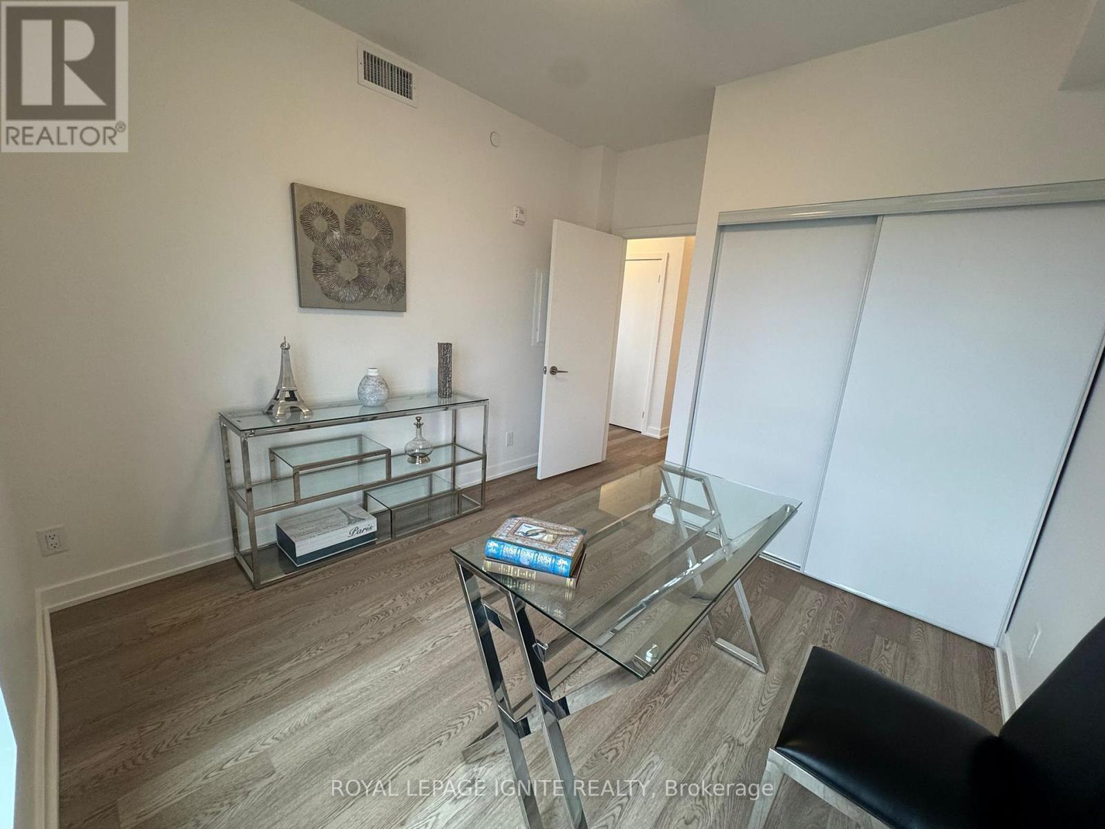 1103 - 55 Clarington Boulevard, Clarington, ON - Indoor