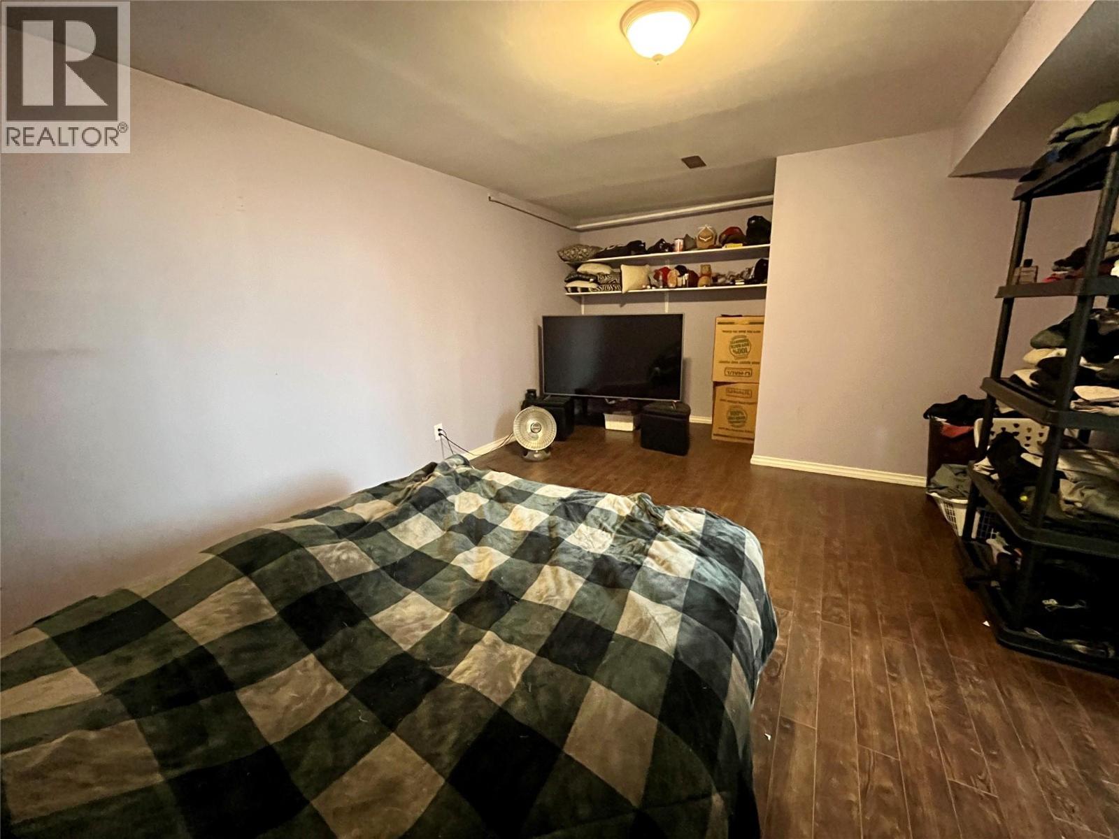 128 Peace River Crescent, Tumbler Ridge, BC - Indoor Photo Showing Bedroom