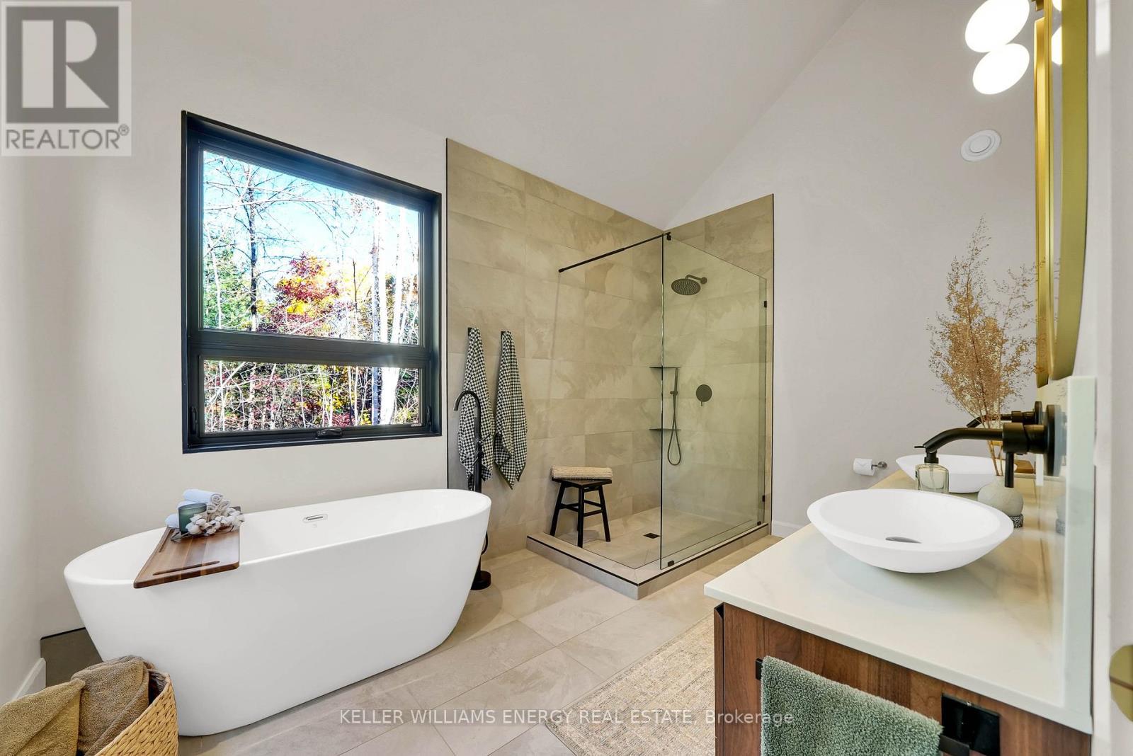 17 New Pierce Drive, Stirling-Rawdon (Rawdon Ward), ON - Indoor Photo Showing Bathroom