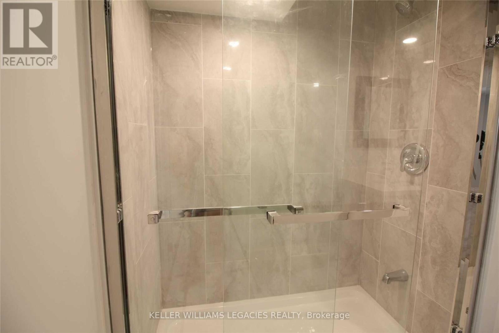 Shower - Bsmt - 30 Richgrove Drive, Brampton, ON - Indoor Photo Showing Bathroom