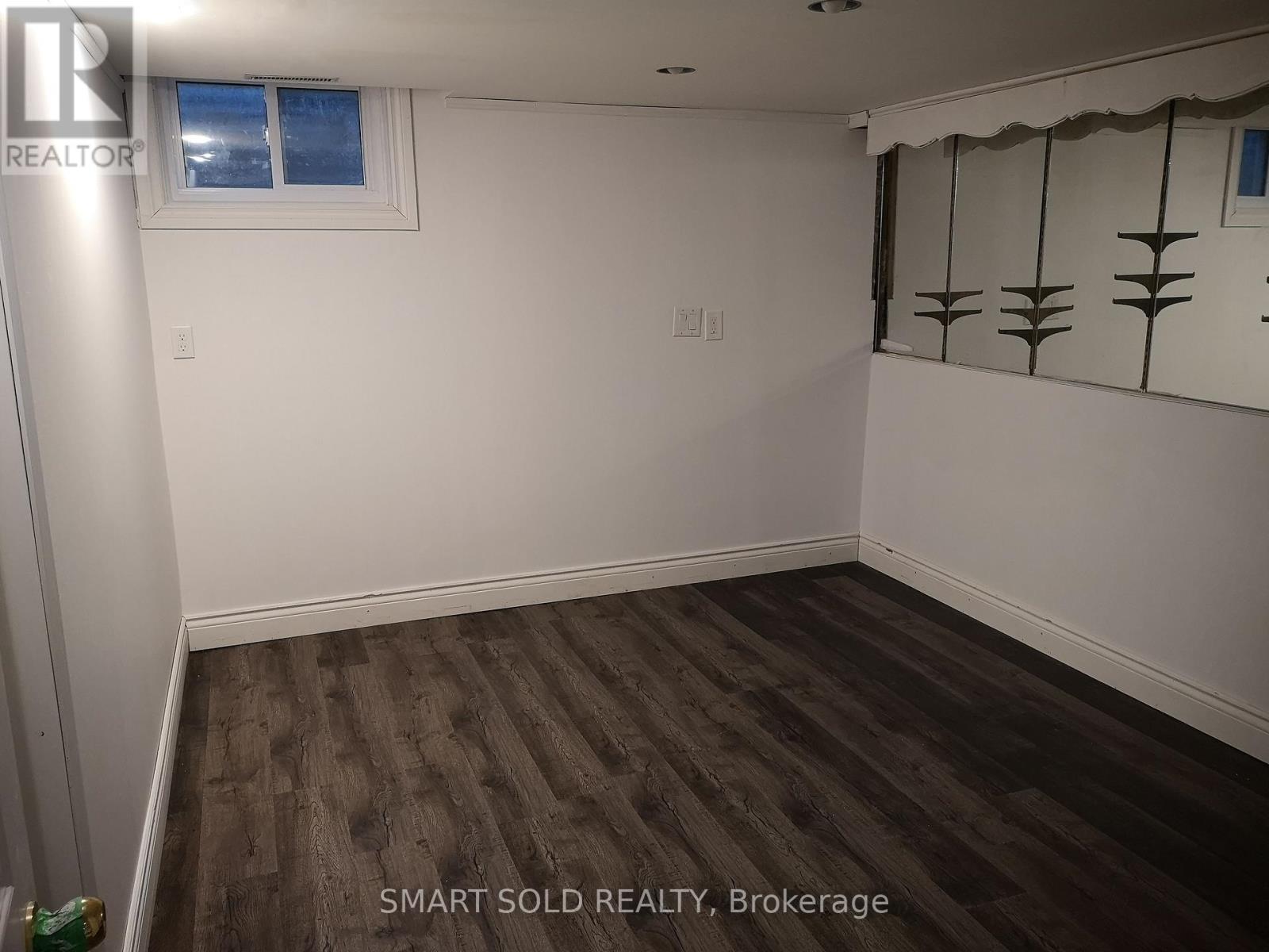 Basement - 1116 Pomona Court, Mississauga, ON - Indoor Photo Showing Other Room