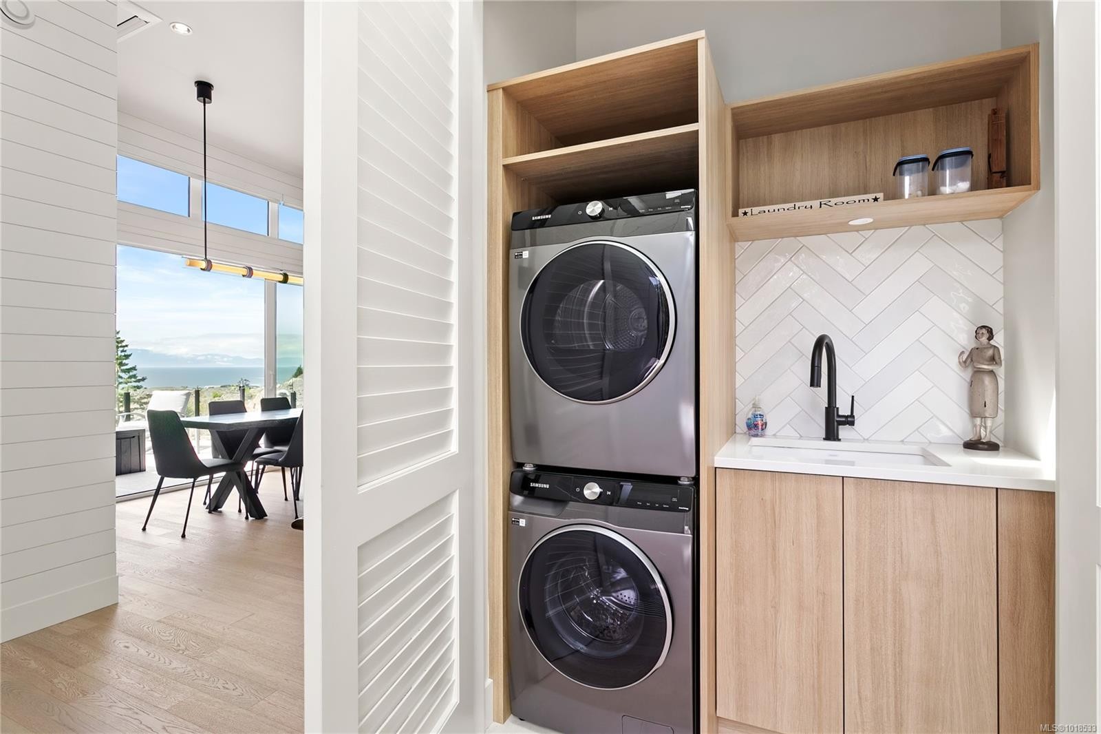 7510 Ocean Park Pl, Sooke, BC