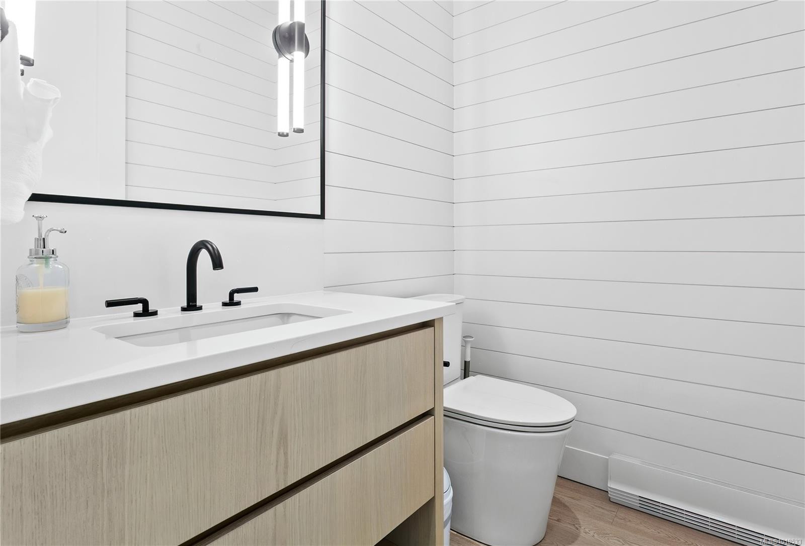 7510 Ocean Park Pl, Sooke, BC