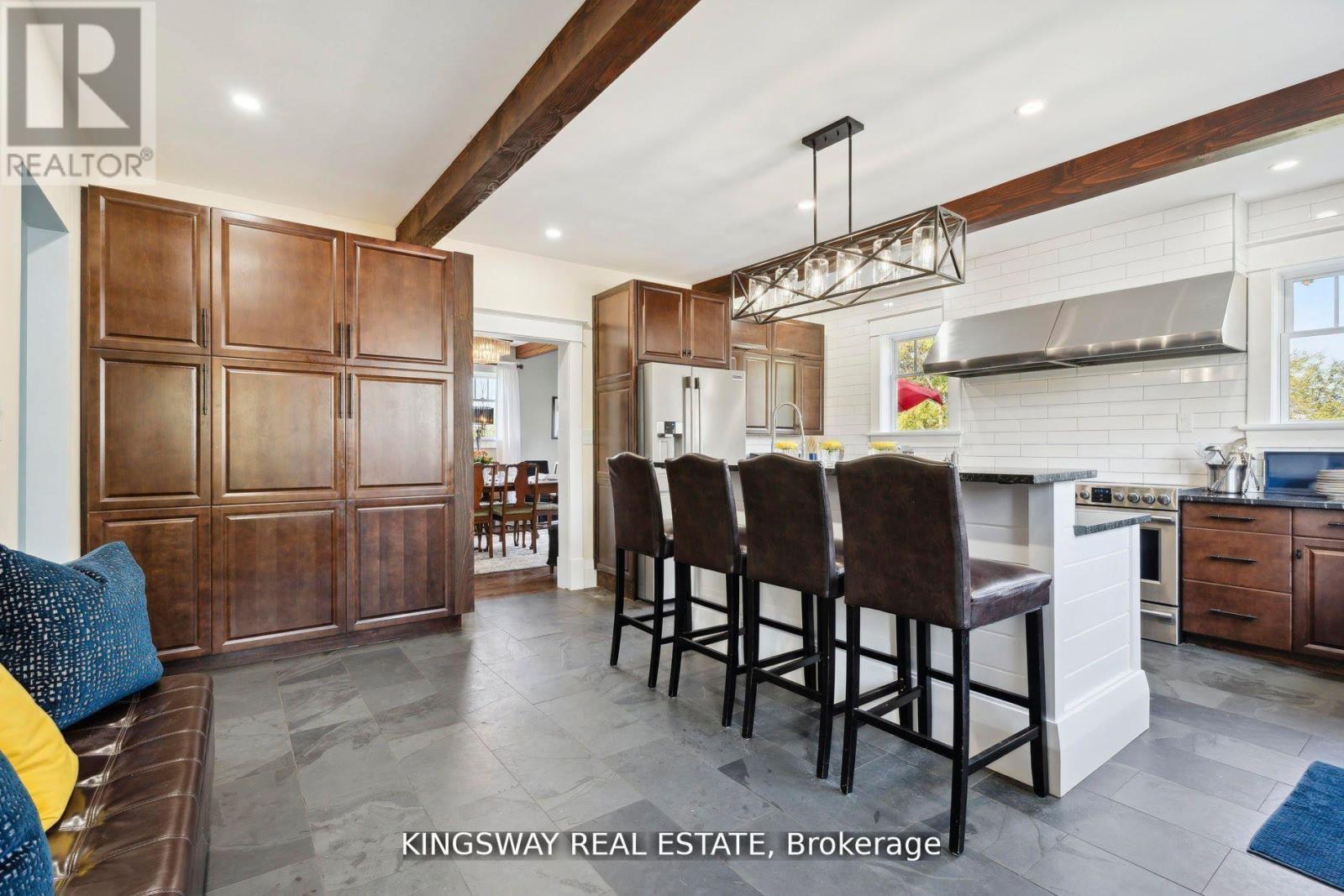 2612 10Th Line, Innisfil, ON - Indoor Photo Showing Other Room