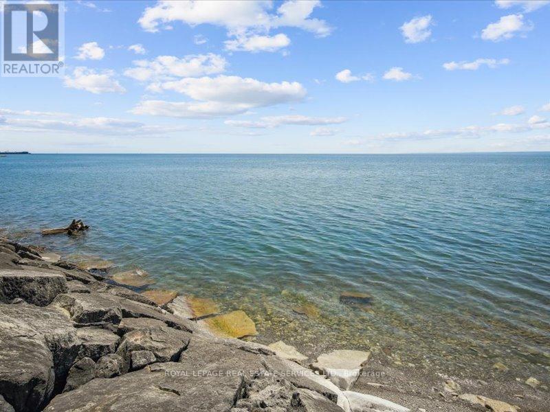 708 - 5250 Lakeshore Road, Burlington, ON - Outdoor With Body Of Water With View