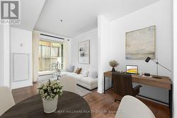 Photo Virtually Staged -