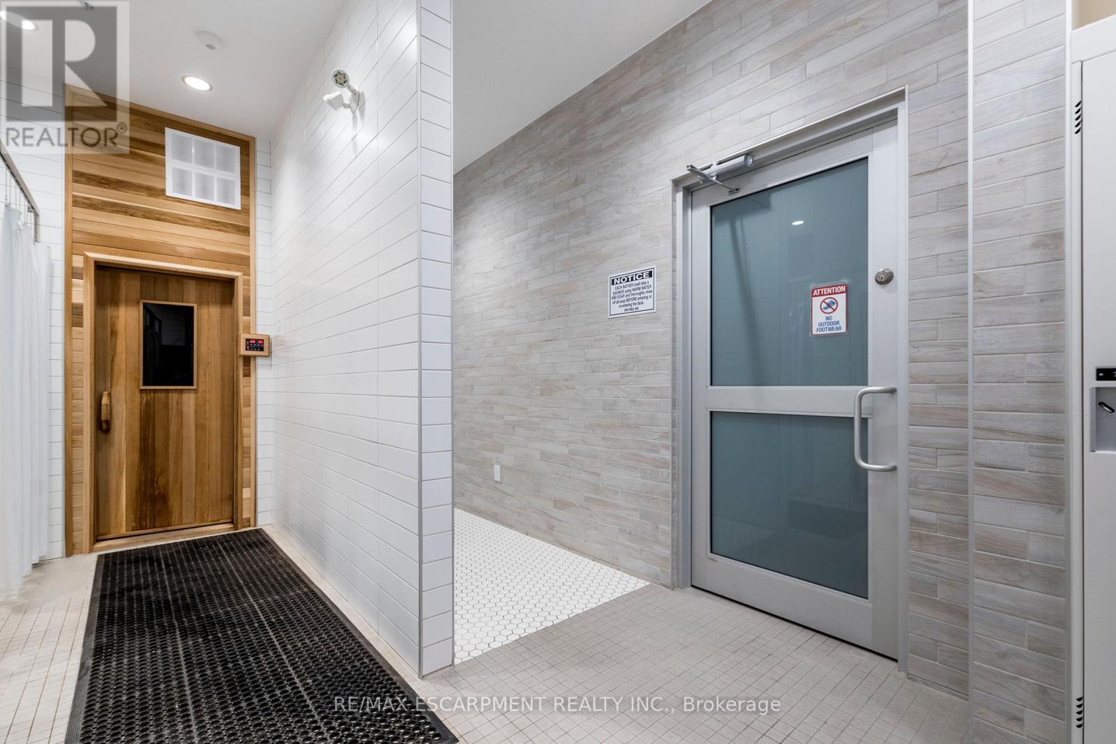 5 Jaczenko Terrace, Hamilton, ON - Indoor Photo Showing Other Room