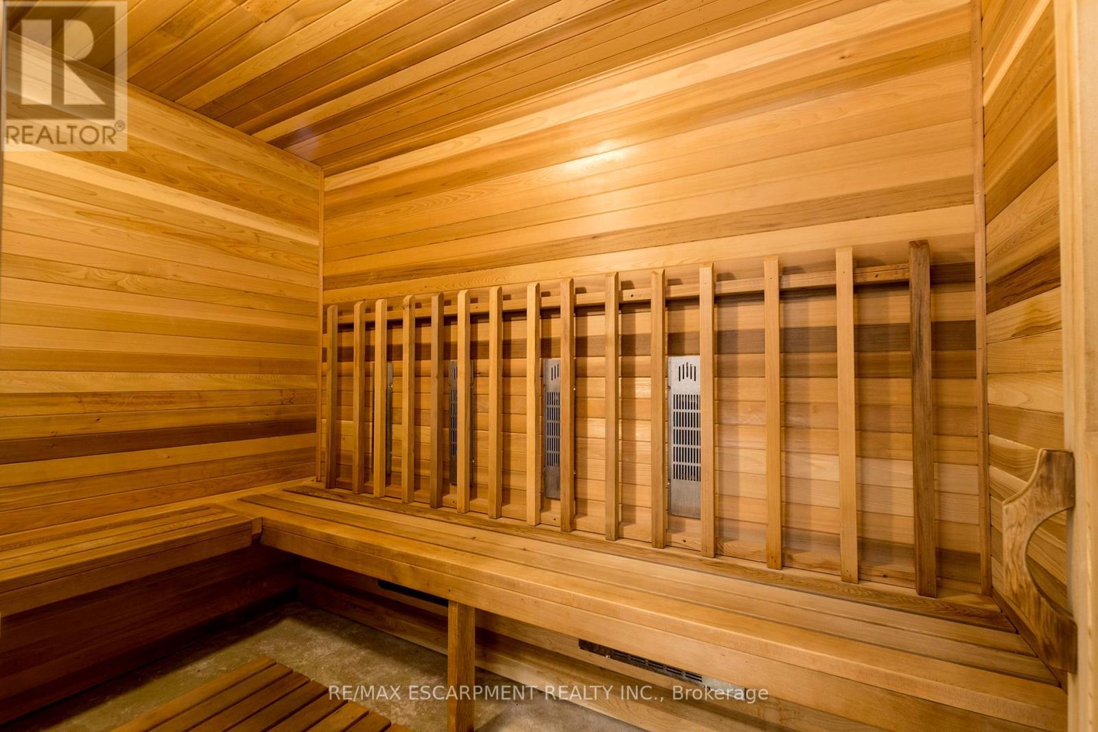 5 Jaczenko Terrace, Hamilton, ON - Indoor Photo Showing Other Room