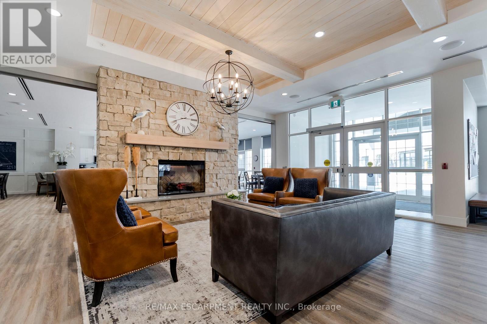 5 Jaczenko Terrace, Hamilton, ON - Indoor Photo Showing Living Room With Fireplace