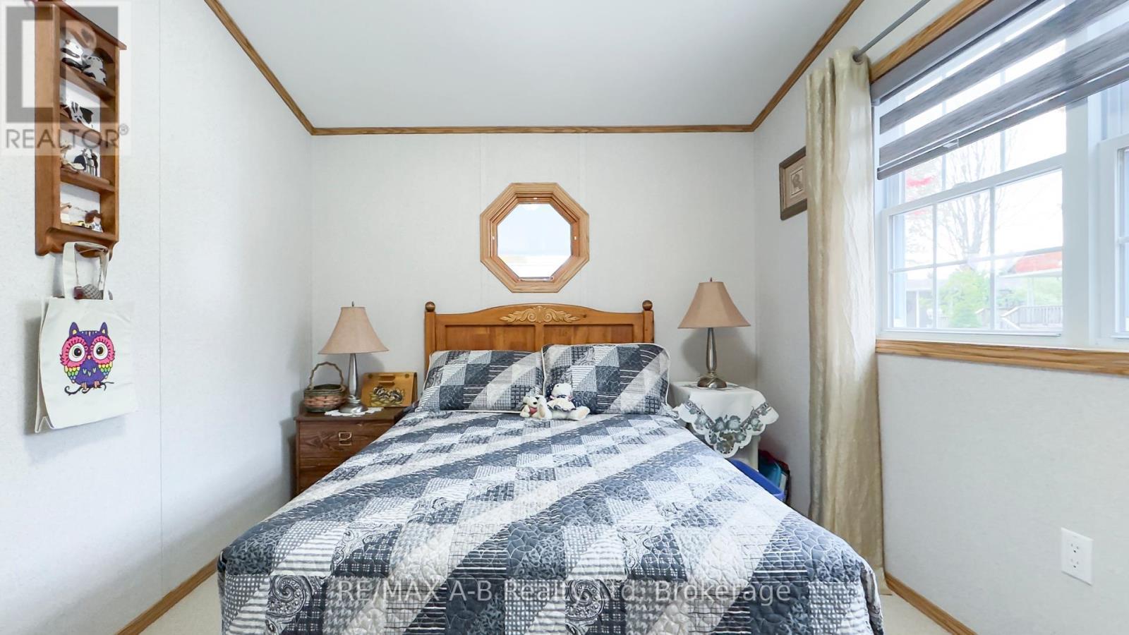 967 - 316489 31St Line, Zorra, ON - Indoor Photo Showing Bedroom