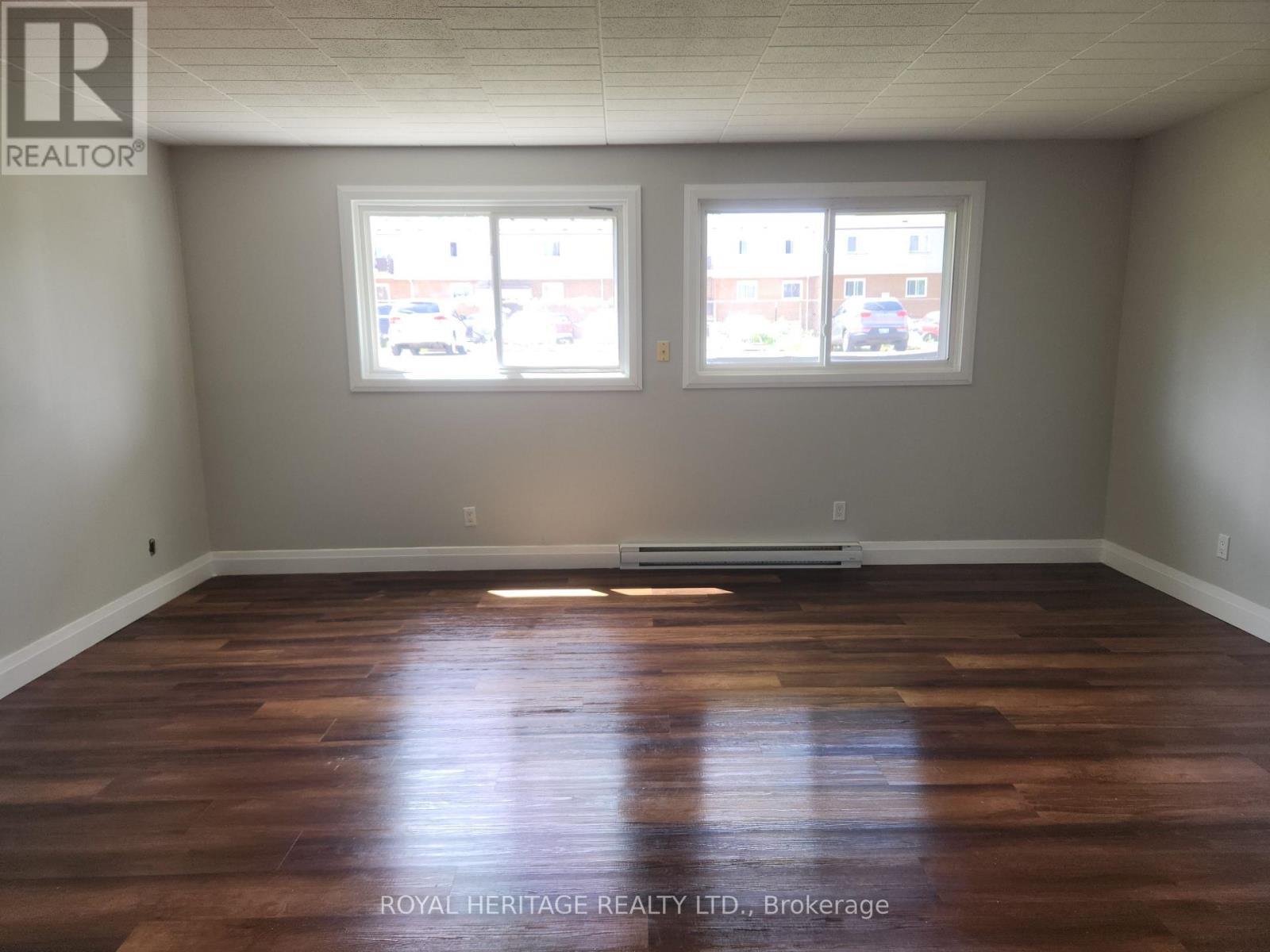 107 - 8800 Willoughby Drive, Niagara Falls, ON - Indoor Photo Showing Other Room