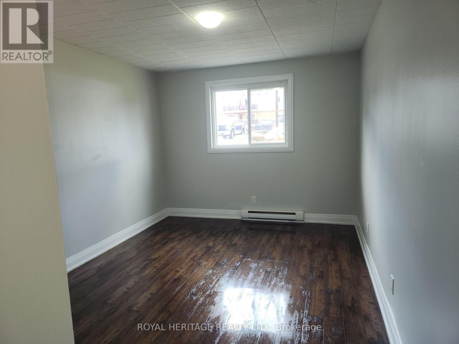 107 - 8800 Willoughby Drive, Niagara Falls, ON - Indoor Photo Showing Other Room